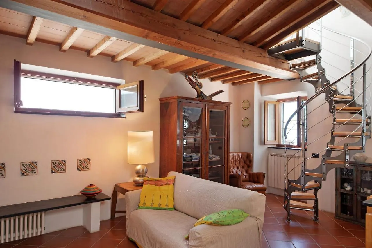 בית נופש הוילה לבנטו Casa Di Gina